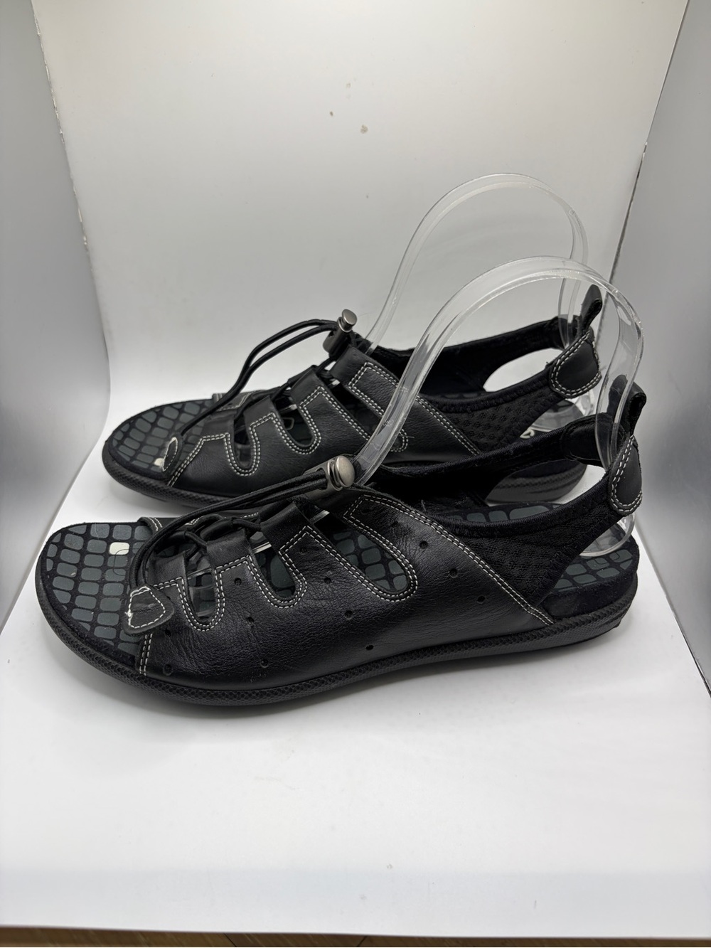 Women’s ECCO Sandals Size 7 (38)